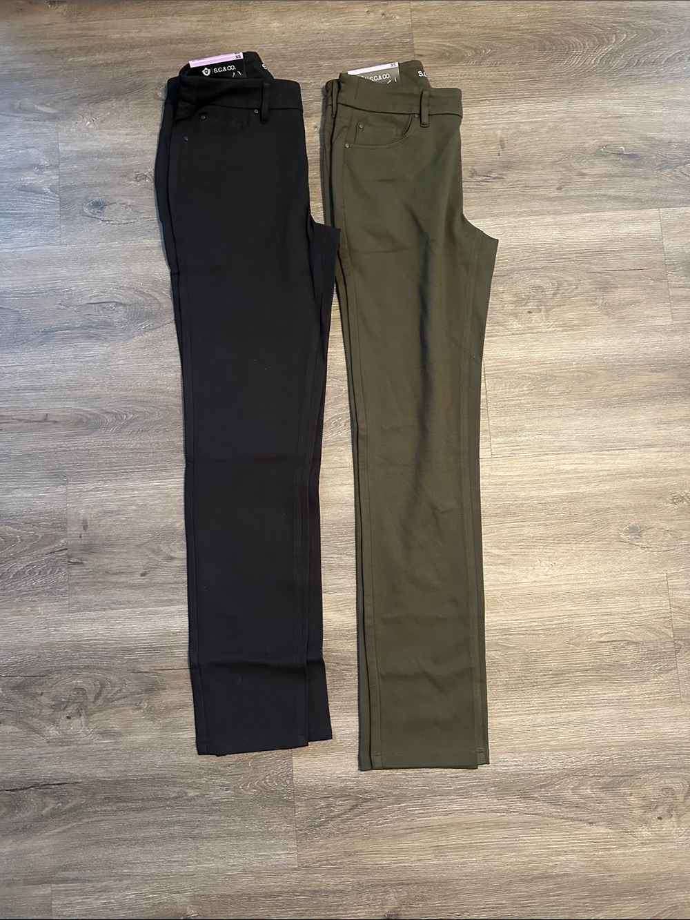 Women’s Stretch Pants in Black and Olive XS